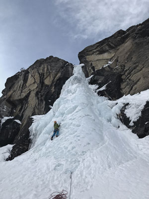 4e longueur de Ecknaton à Cogne